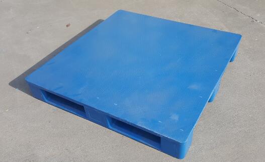 plastic pallet type 1