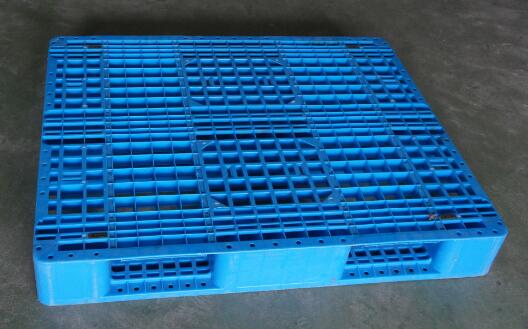 plastic pallet type 2